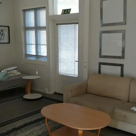 Koura Valkoinentalo A